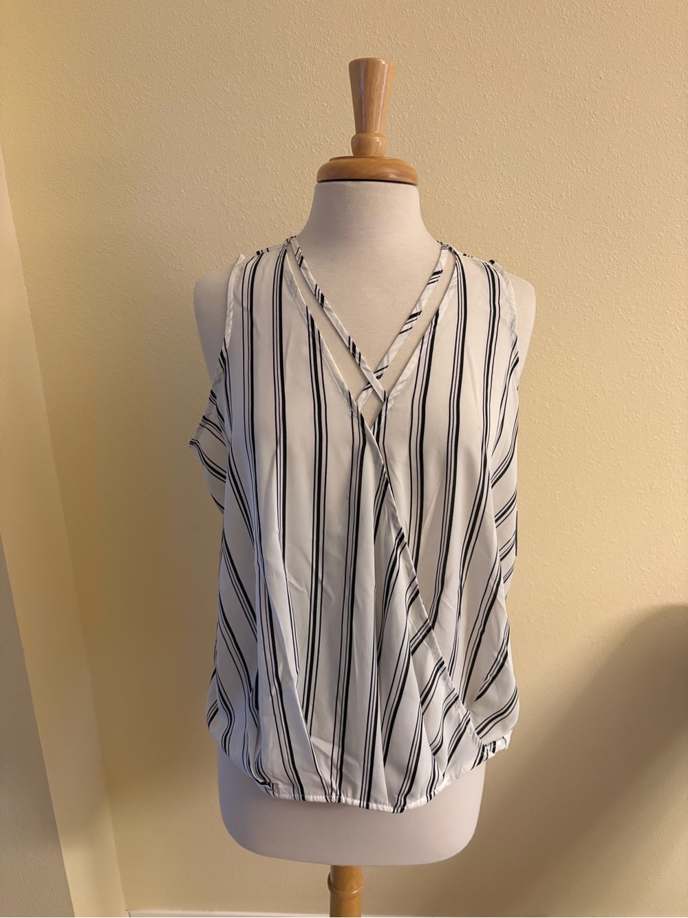 Grayson Threads White and Black Striped V-Neck Sleeveless Blouse
